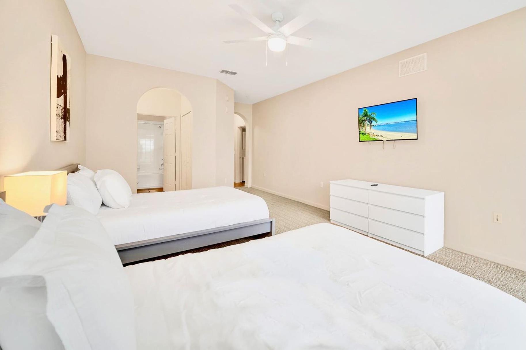 Luxury 2Br Condo - Pool & Hot Tub - Near Disney Orlando Ngoại thất bức ảnh