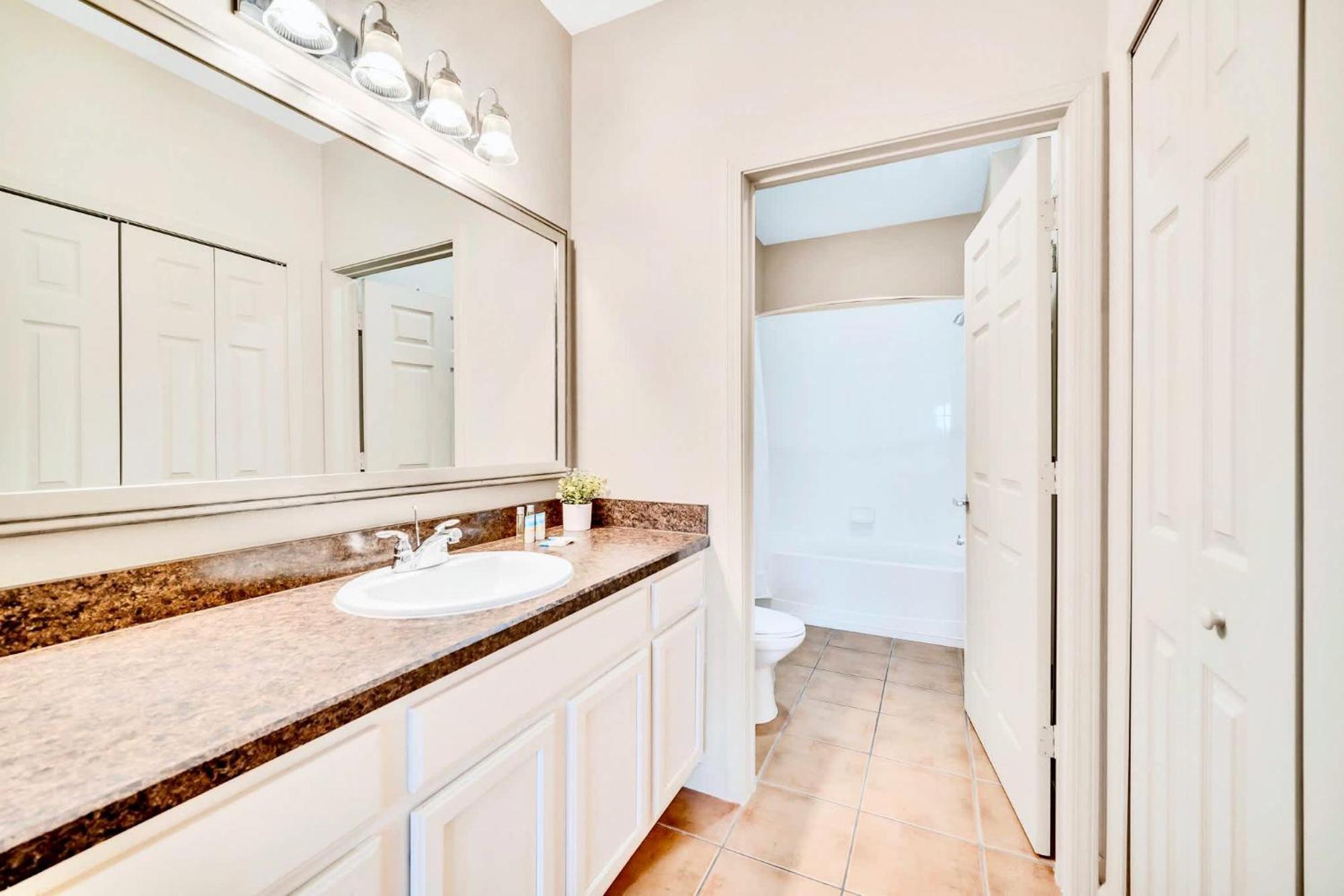 Luxury 2Br Condo - Pool & Hot Tub - Near Disney Orlando Ngoại thất bức ảnh