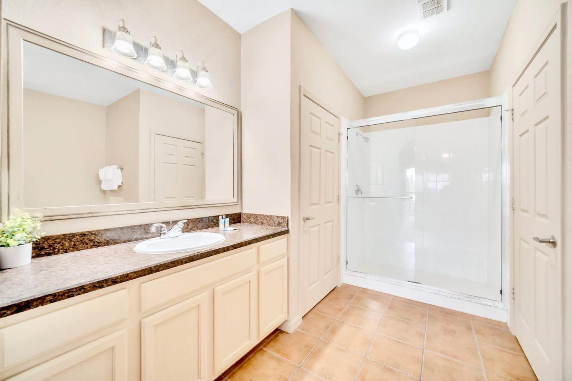 Luxury 2Br Condo - Pool & Hot Tub - Near Disney Orlando Ngoại thất bức ảnh